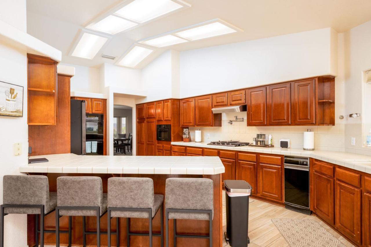 Grand Havasu Oasis With Custom Pool & Spa! เลคฮาวาซูซิตี้ ภายนอก รูปภาพ