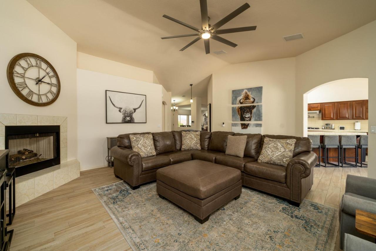 Grand Havasu Oasis With Custom Pool & Spa! เลคฮาวาซูซิตี้ ภายนอก รูปภาพ
