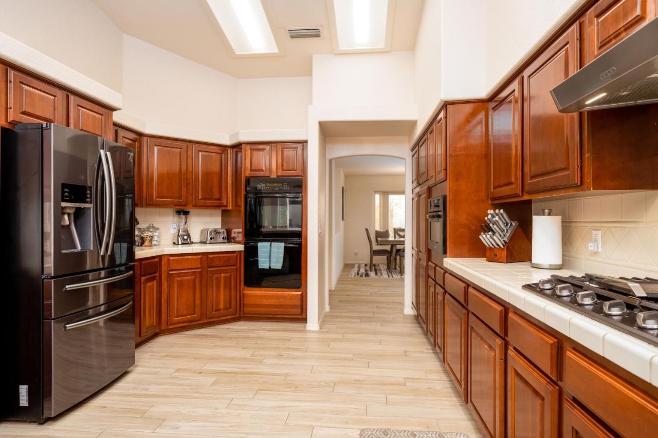 Grand Havasu Oasis With Custom Pool & Spa! เลคฮาวาซูซิตี้ ภายนอก รูปภาพ