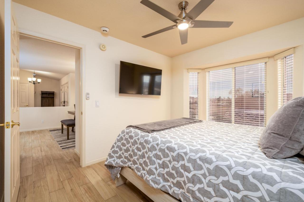 Grand Havasu Oasis With Custom Pool & Spa! เลคฮาวาซูซิตี้ ภายนอก รูปภาพ