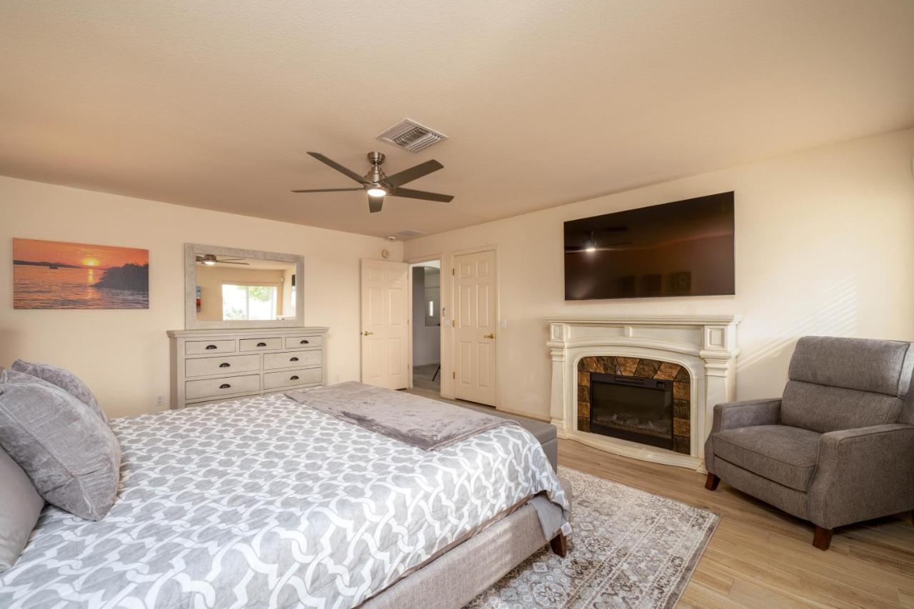 Grand Havasu Oasis With Custom Pool & Spa! เลคฮาวาซูซิตี้ ภายนอก รูปภาพ